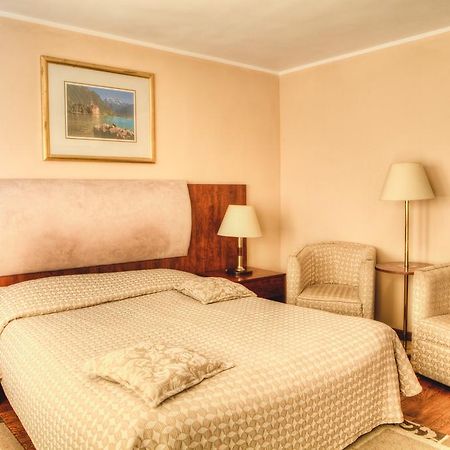 Hotel Vila Pinul Si Mesteacanul Poiana Brašov Exteriér fotografie
