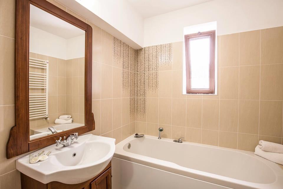Hotel Vila Pinul Si Mesteacanul Poiana Brašov Exteriér fotografie