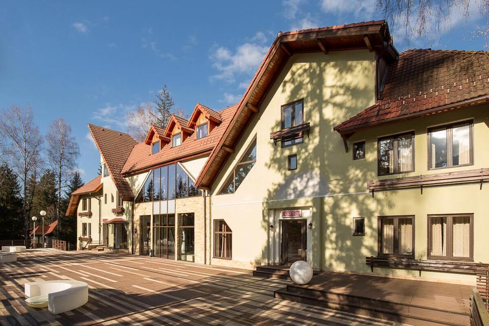 Hotel Vila Pinul Si Mesteacanul Poiana Brašov Exteriér fotografie
