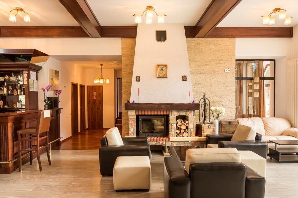 Hotel Vila Pinul Si Mesteacanul Poiana Brašov Exteriér fotografie